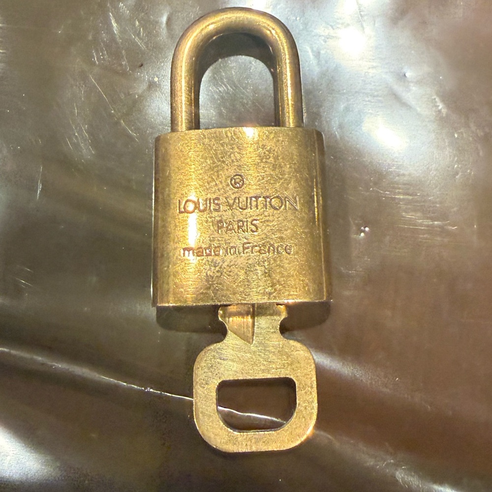 Louis Vuitton Gold Padlock and Key #322 - Picture 9 of 16